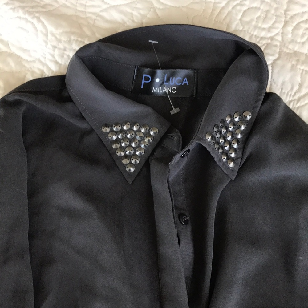 Button up blouse - Picture 2 of 2